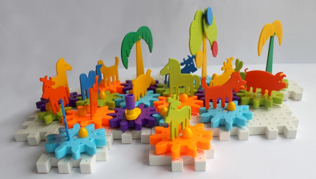 play building blocks